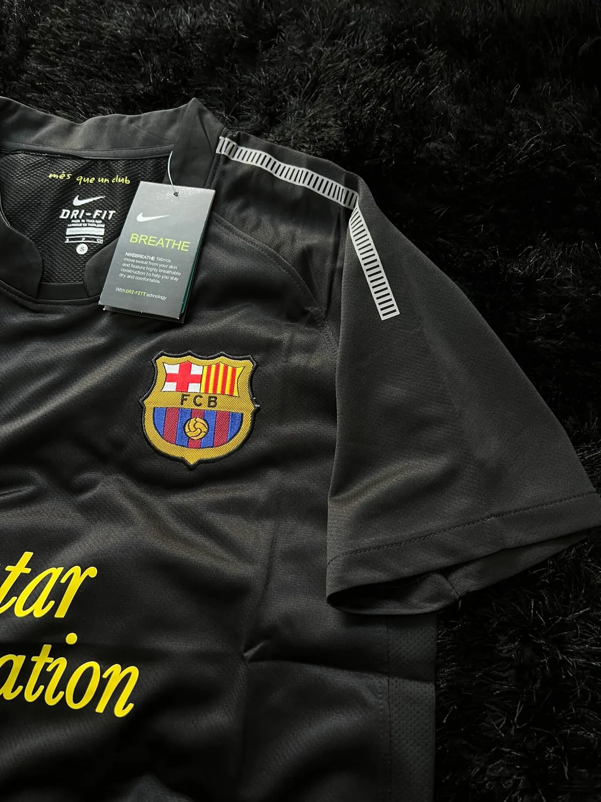 BARCELONA AWAY KIT 2011/2012 RETRO KIT