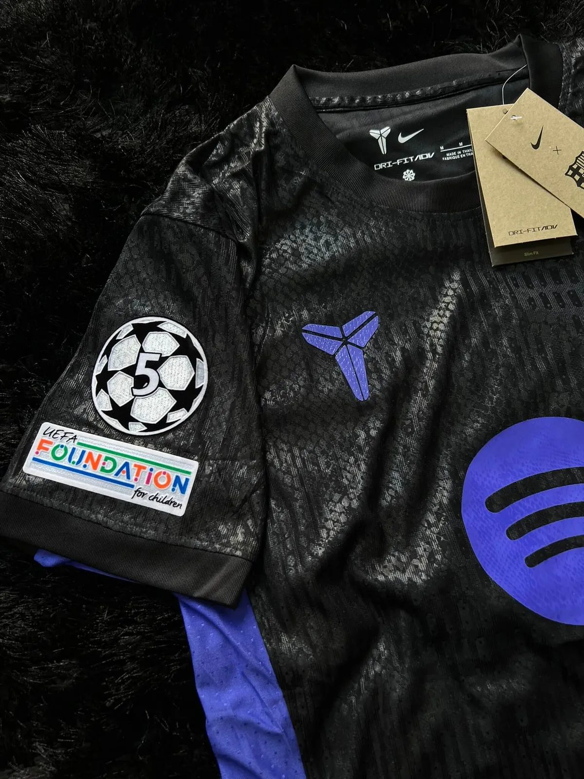 BARCELONA TRAINING KIT 25/26 UCL VERSION