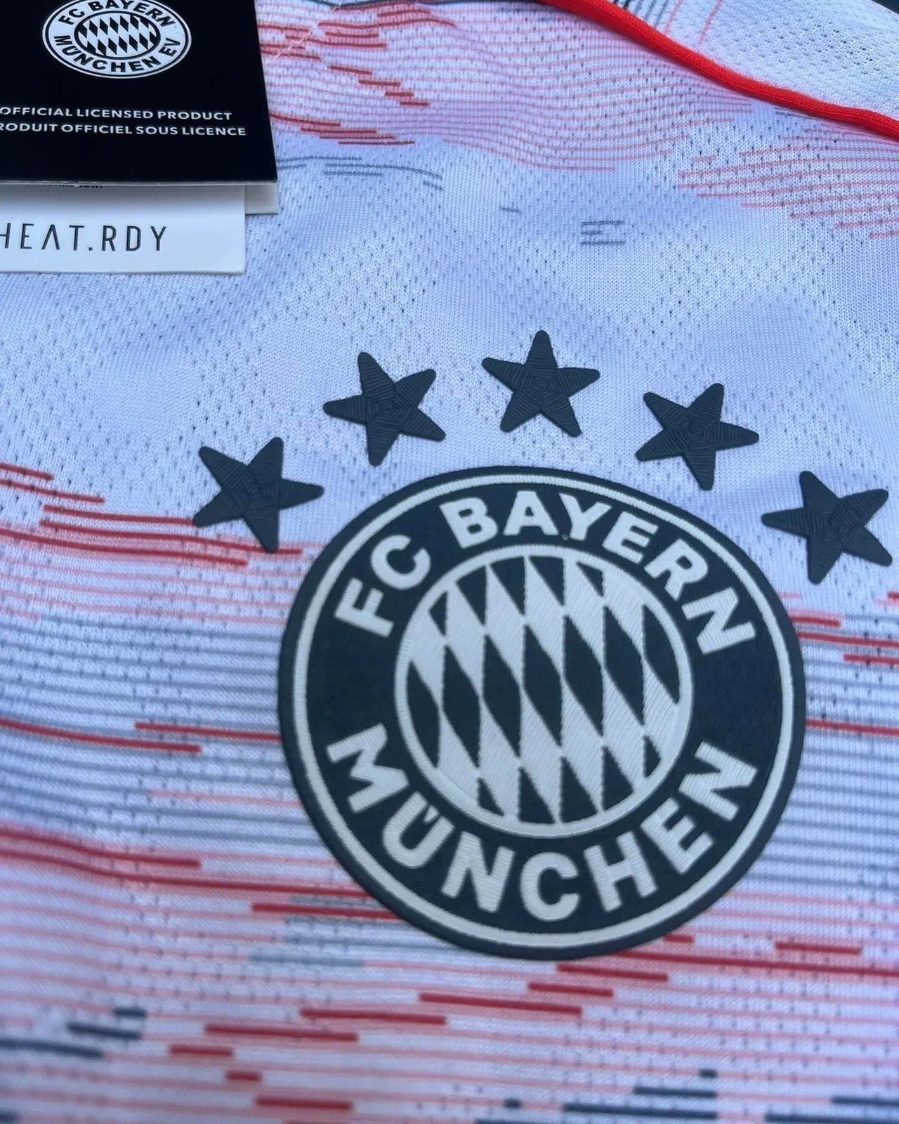 BAYERN MUNICH AWAY KIT 25/26 UCL VERSION