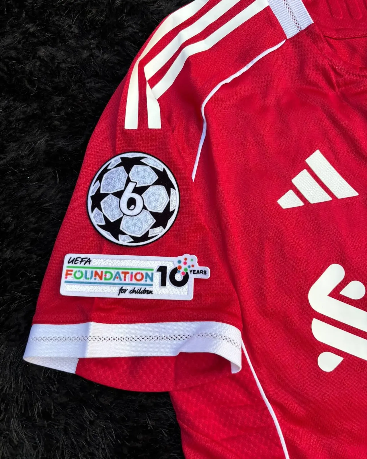 LIVERPOOL HOME KIT 25/26 UCL VERSION