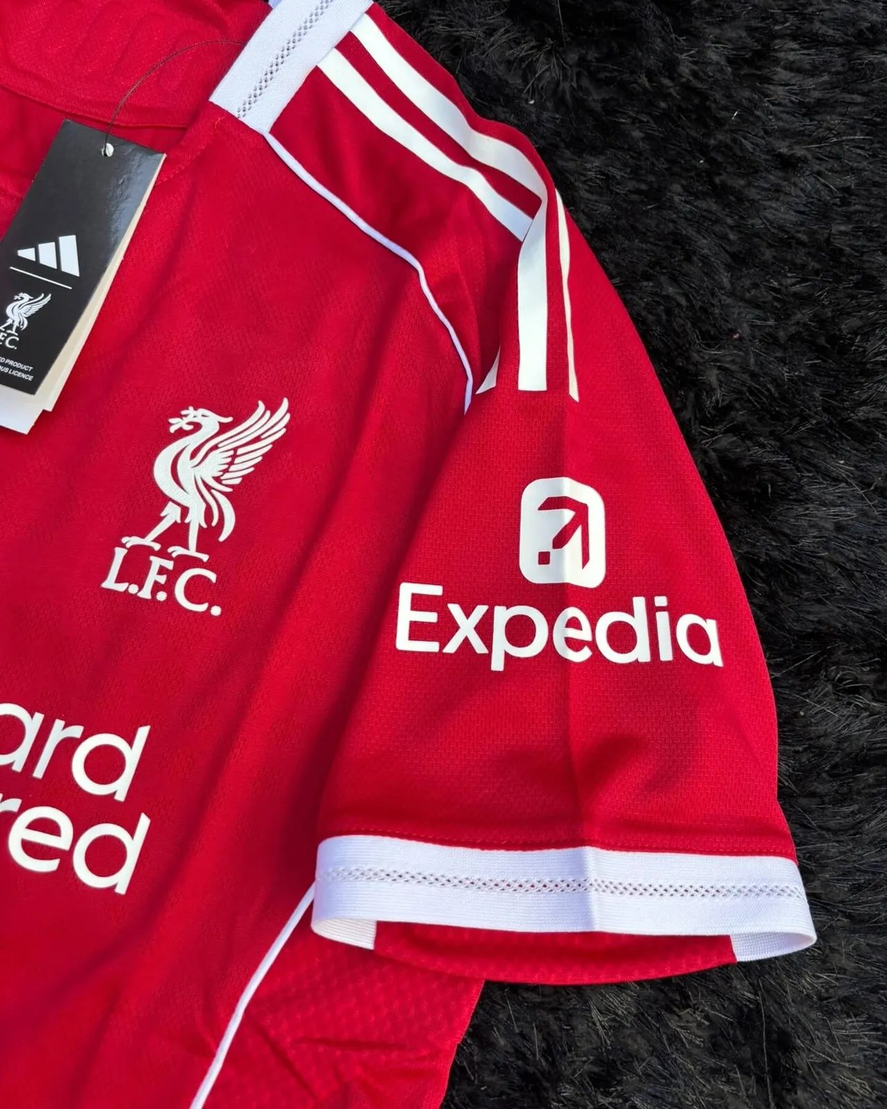 LIVERPOOL HOME KIT 25/26 UCL VERSION