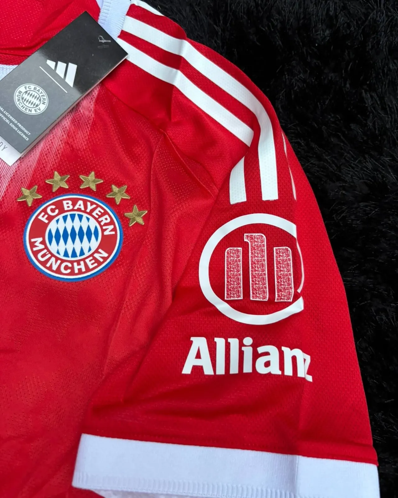 BAYERN MUNICH HOME KIT 25/26 UCL VERSION