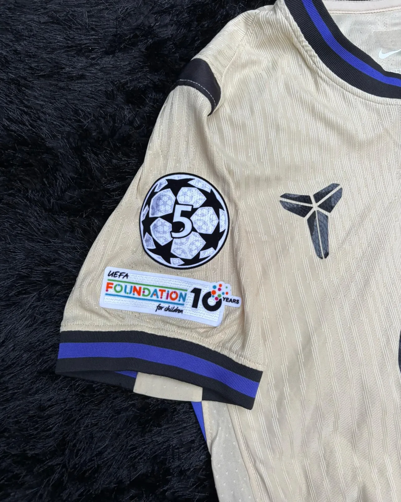 BARCELONA AWAY KIT 25/26 UCL VERSION