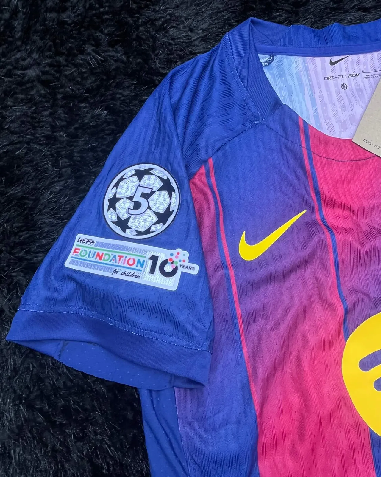 BARCELONA HOME KIT 25/26 UCL VERSION