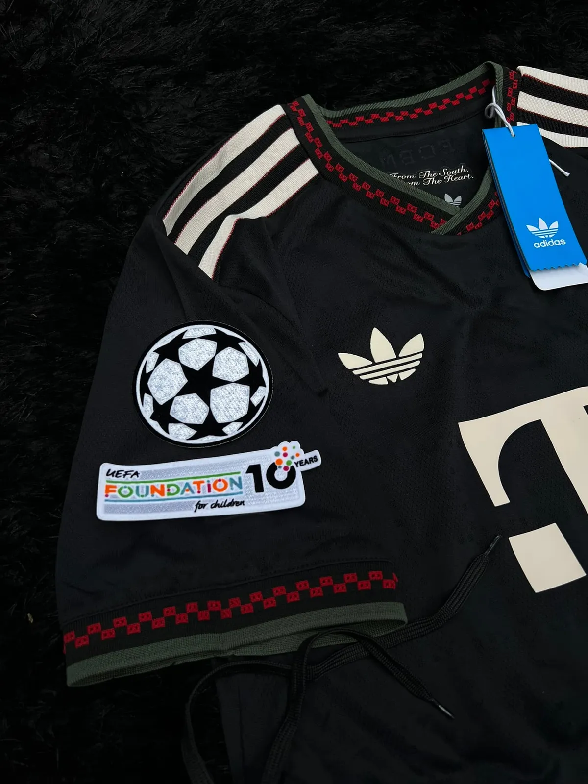 BAYERN MUNICH FULL THIRD KIT 25/26 UC VERSION