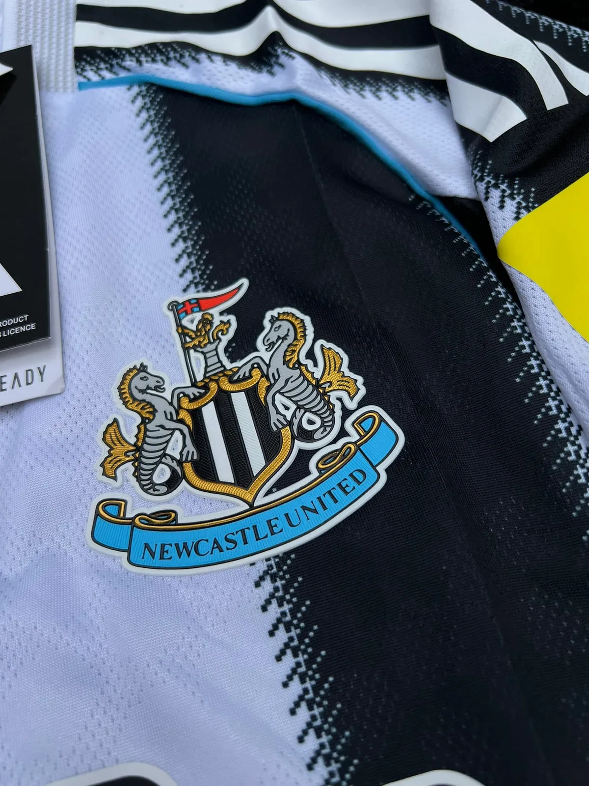 NEWCASTLE FULL HOME KIT 25/26 UC VERSION