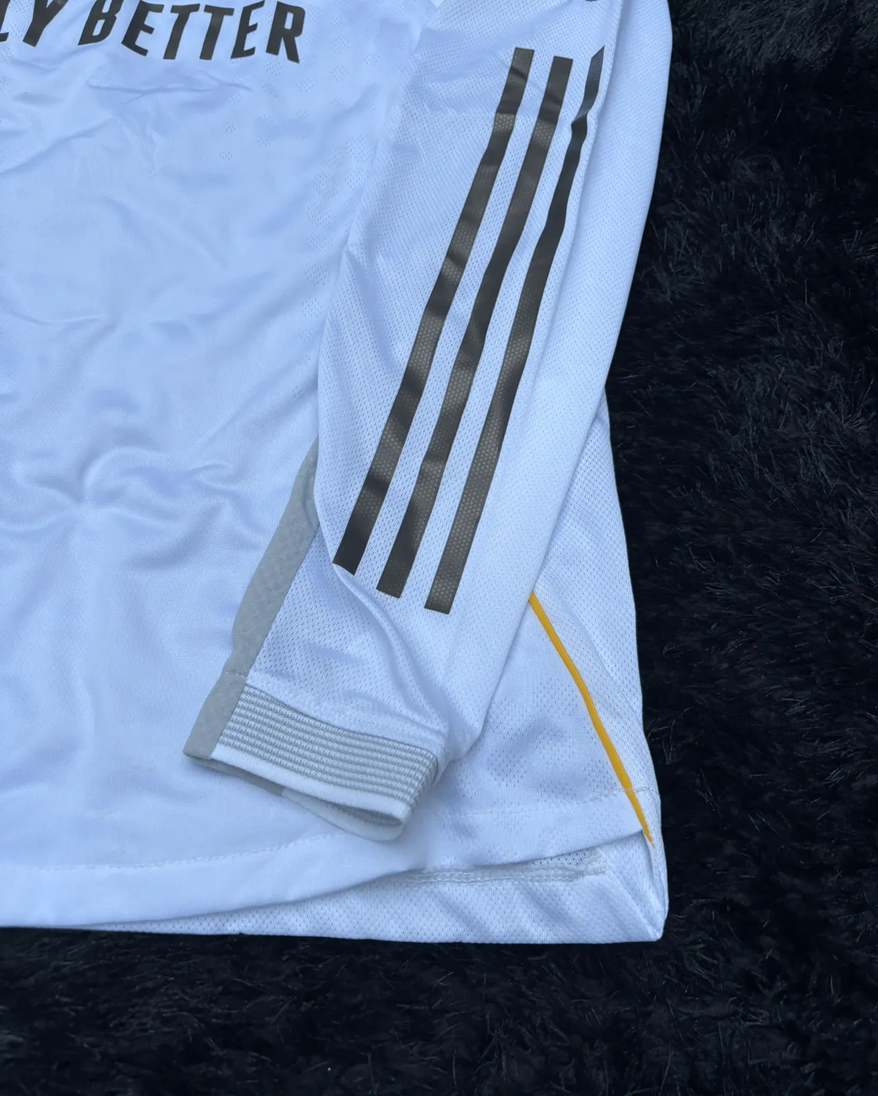 REAL MADRID LONGSLEEVE HOME KIT 25/26 UCL VERSION