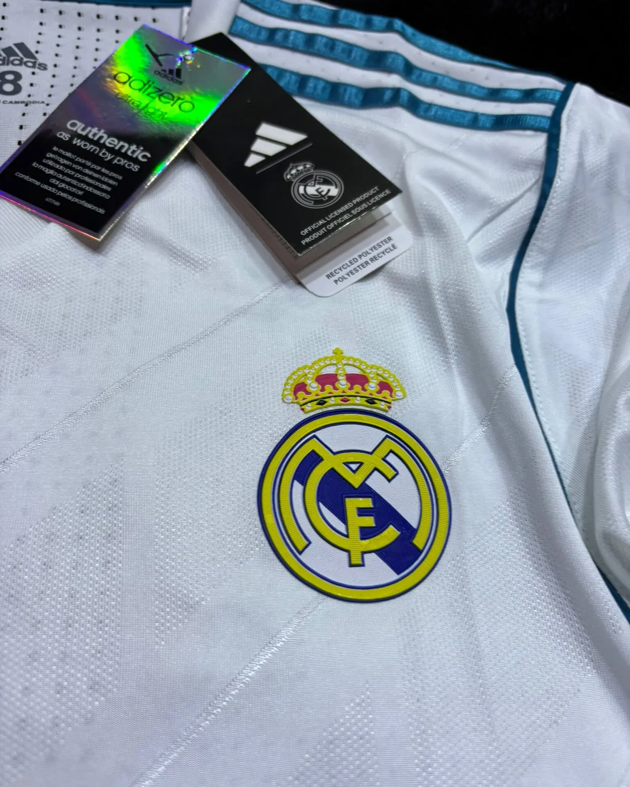 REAL MADRID LONGSLEEVE HOME KIT 17/18 UCL VERSION