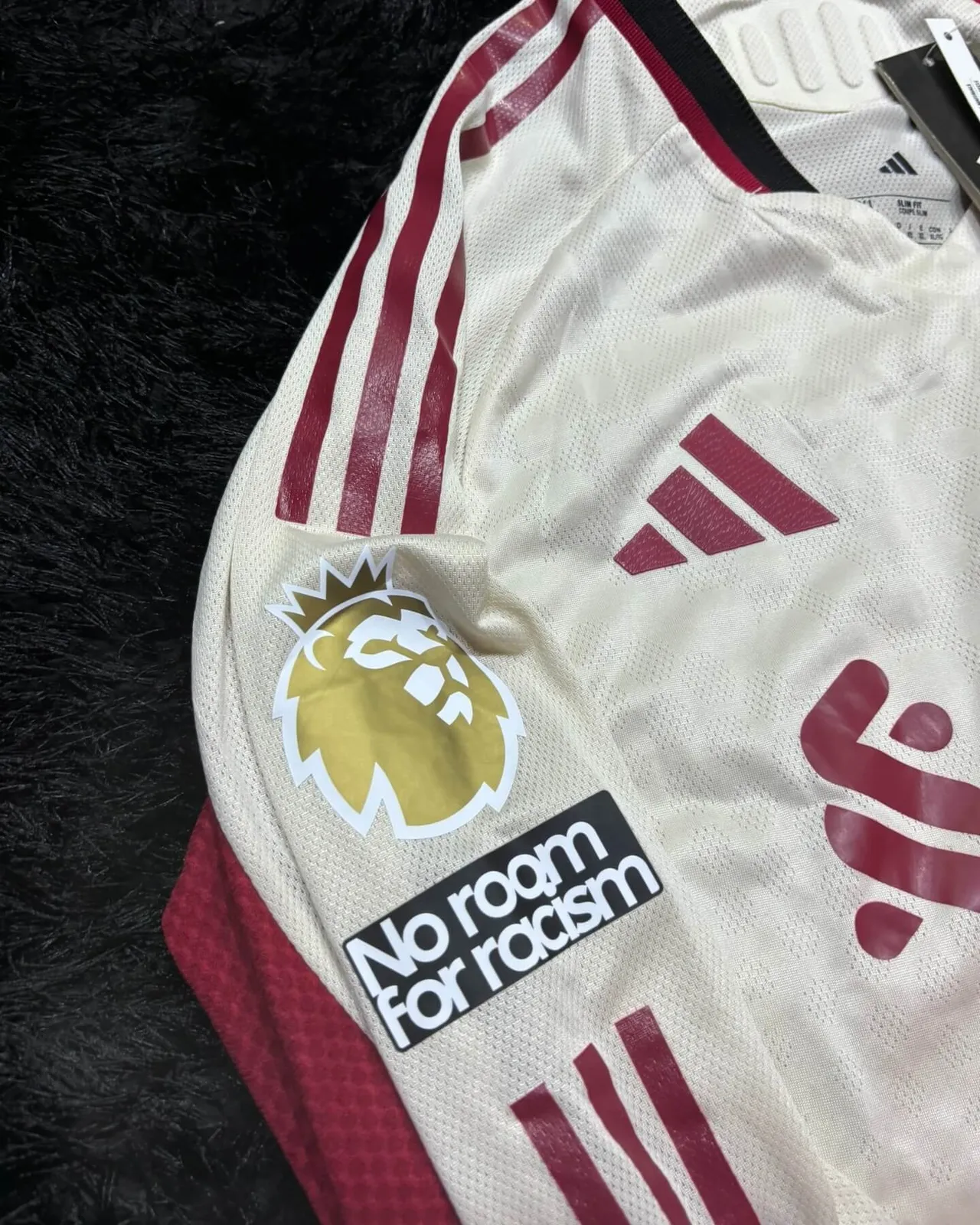 LIVERPOOL LONGSLEEVE AWAY  KIT 25/26 PREMIER LEAGUE VERSION