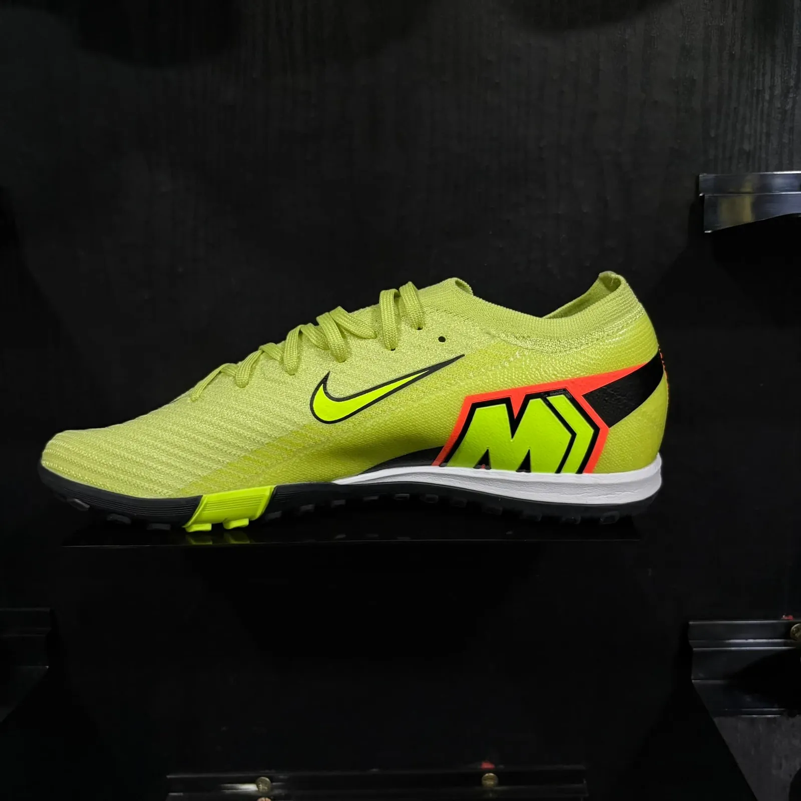 NIKE MERCURIAL VAPOR 16 PRO TF
