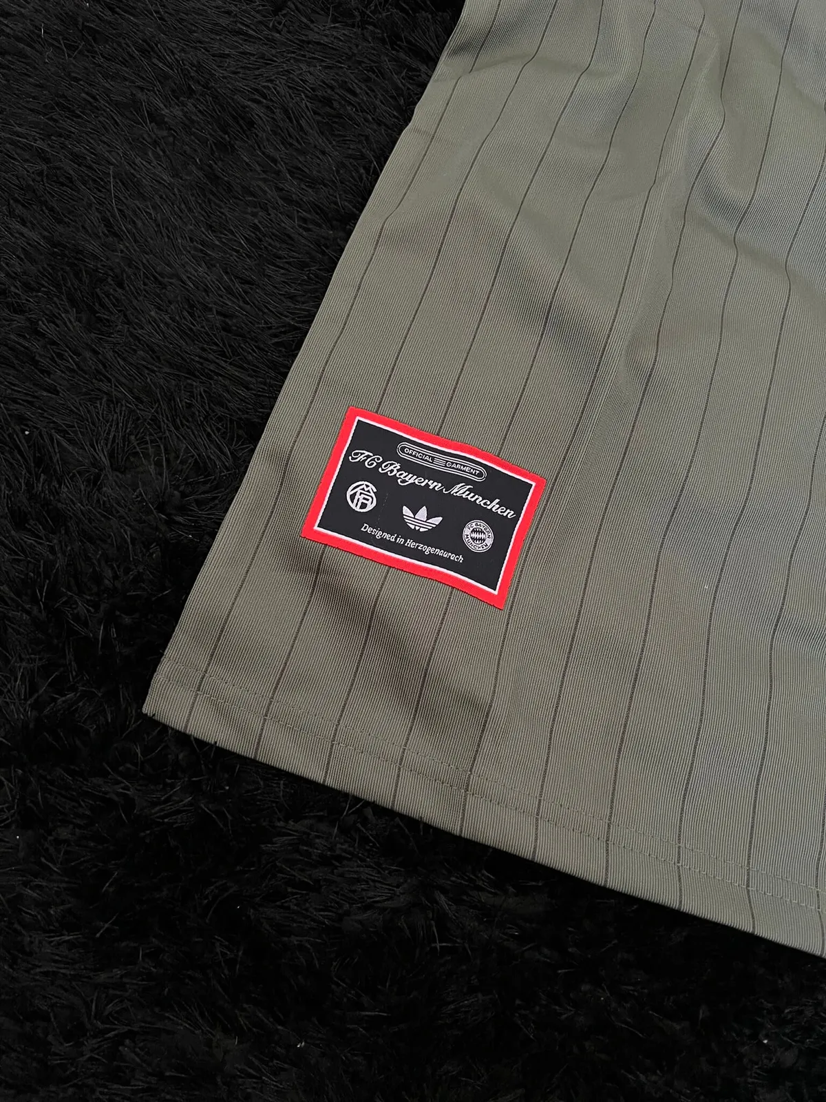 BAYERN MUNICH ICON TERASSE KIT