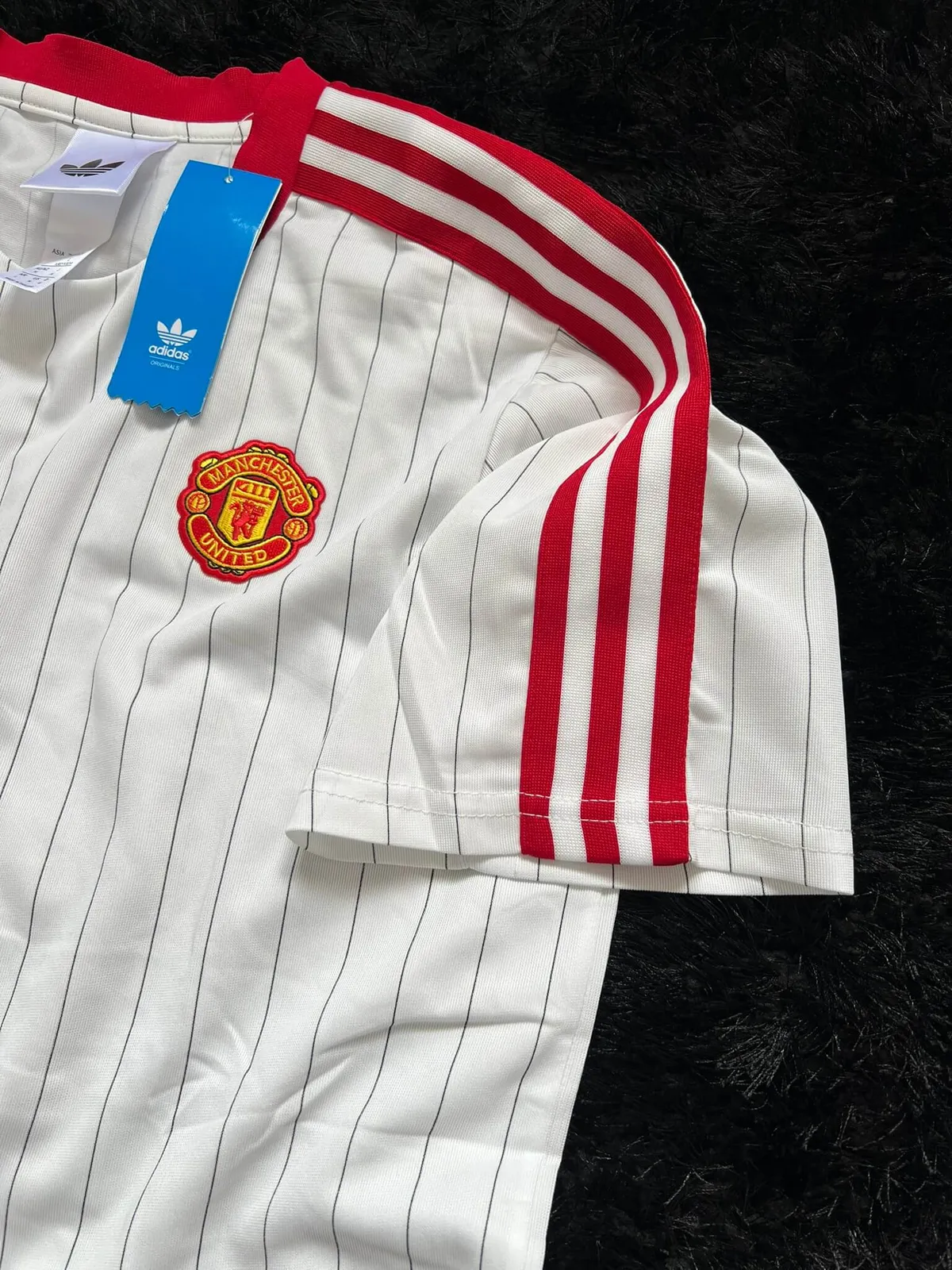 MANCHESTER UNITED ICON TERASSE KIT