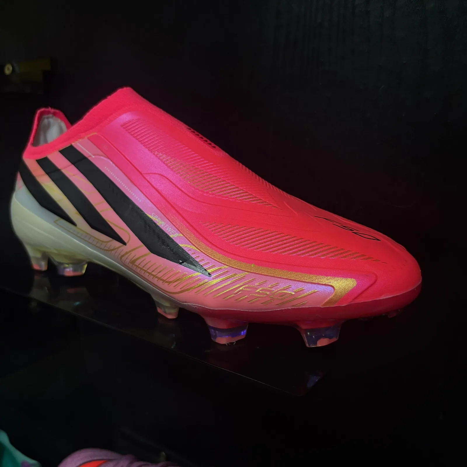 ADIDAS F50 HYPERFAST LACELESS FG