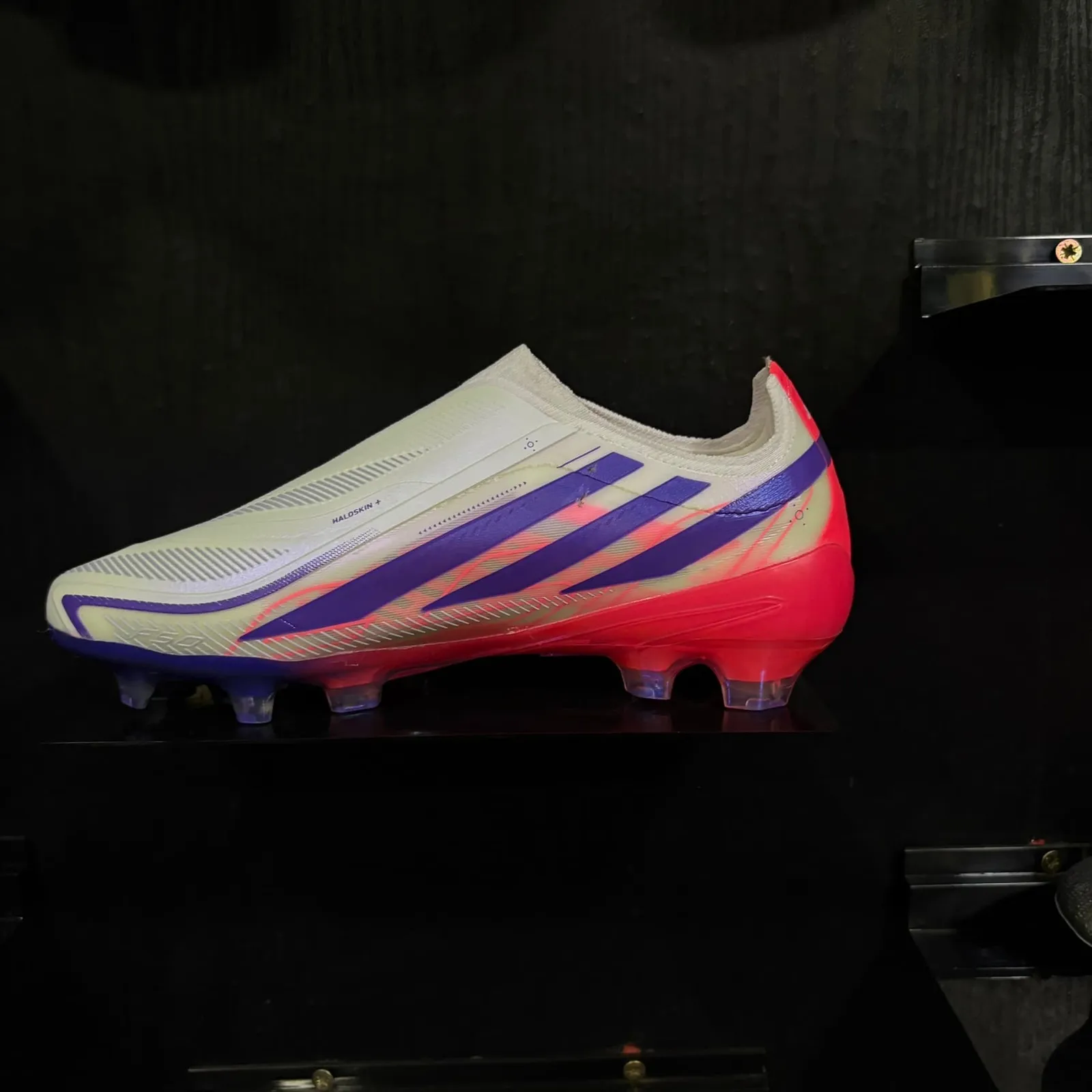 ADIDAS F50 HYPERFAST LACELESS FG