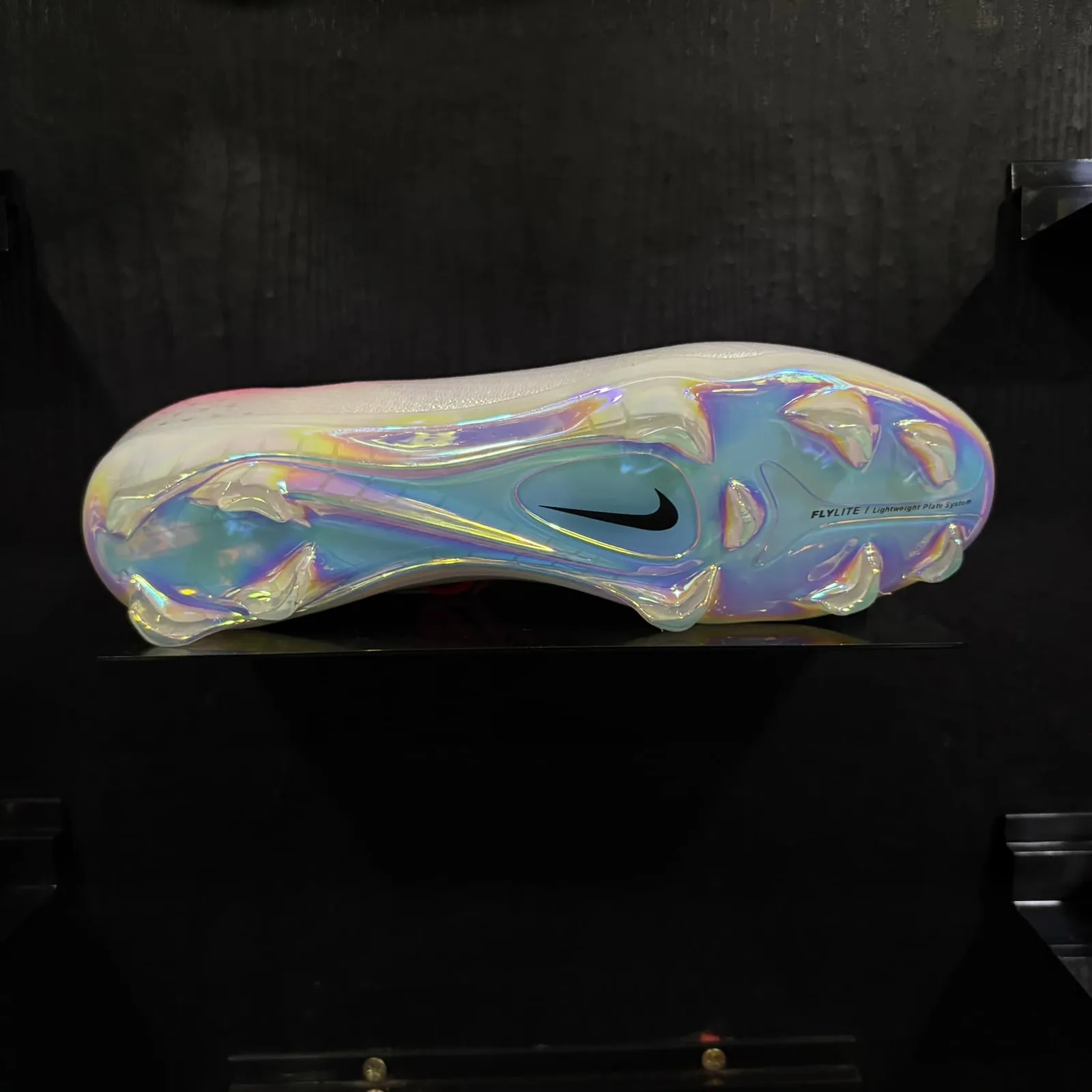 NIKE MERCURIAL VAPOR 17 FG