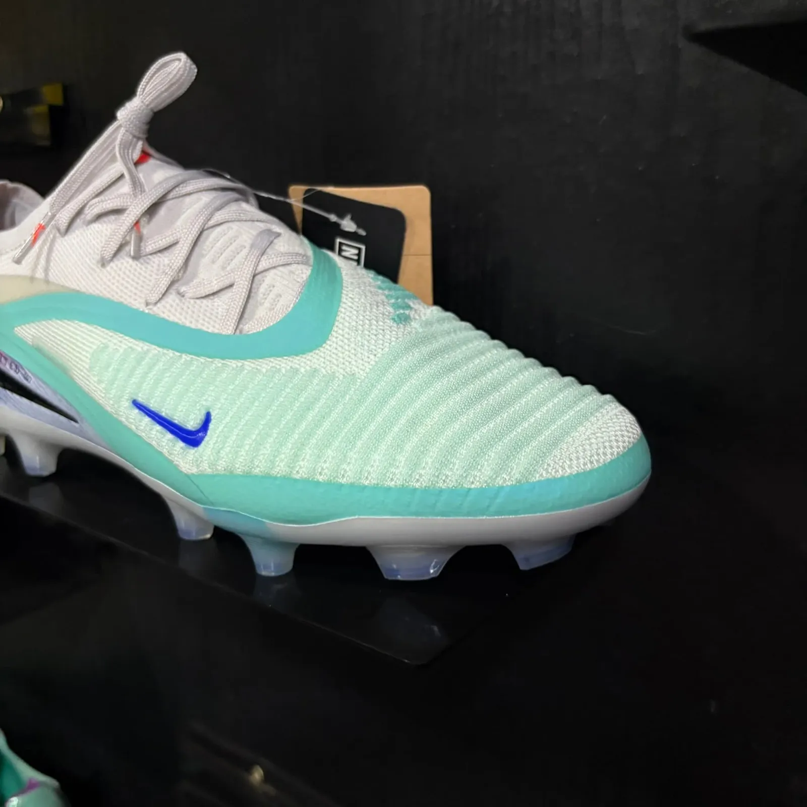 NIKE UNITED PHANTOM 6 LOW ELITE