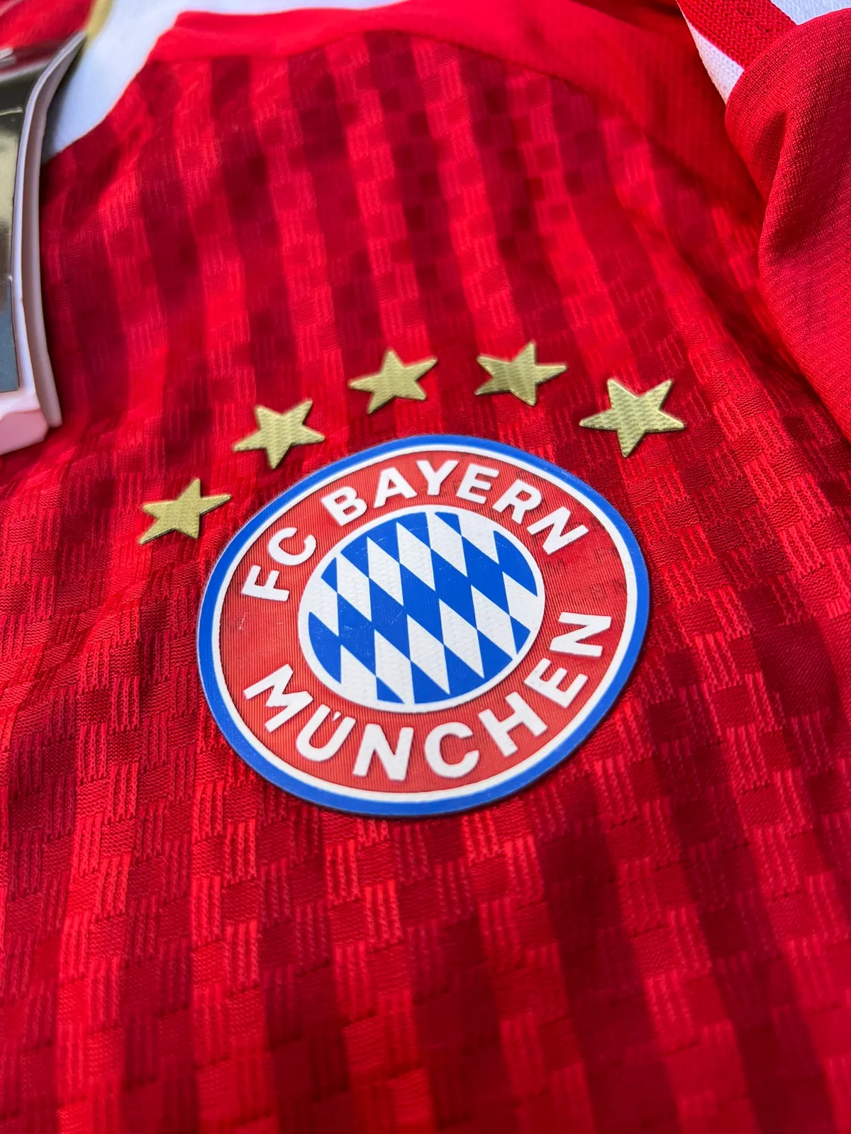 BAYERN MUNICH HOME KIT 26/27 UCL VERSION