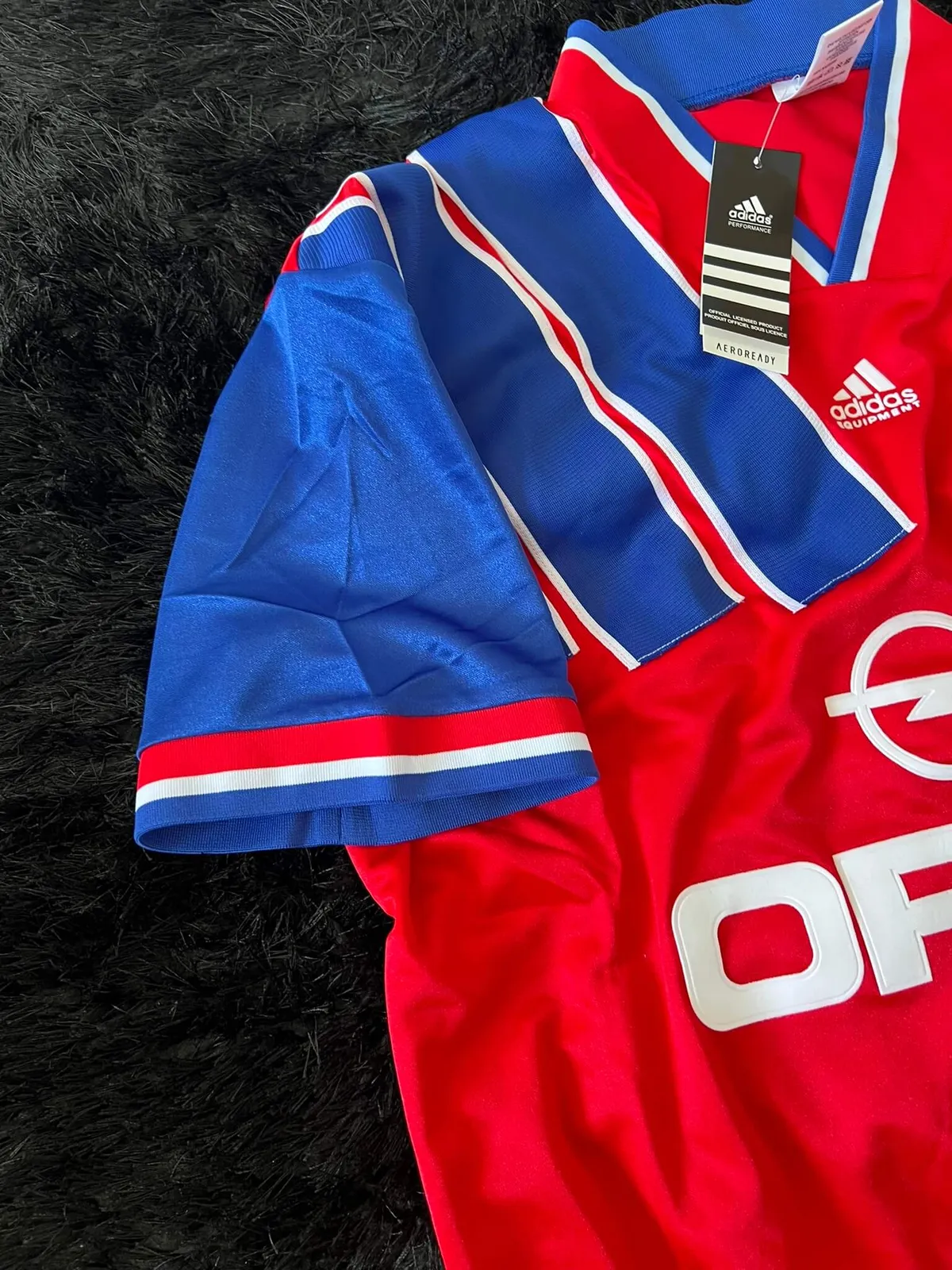 BAYERN MUNICH HOME RETRO KIT 1993-1995